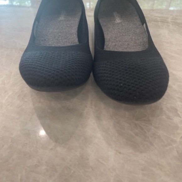 Allbirds Treebreezers Black Flats, Size 7 - Picture 8 of 9